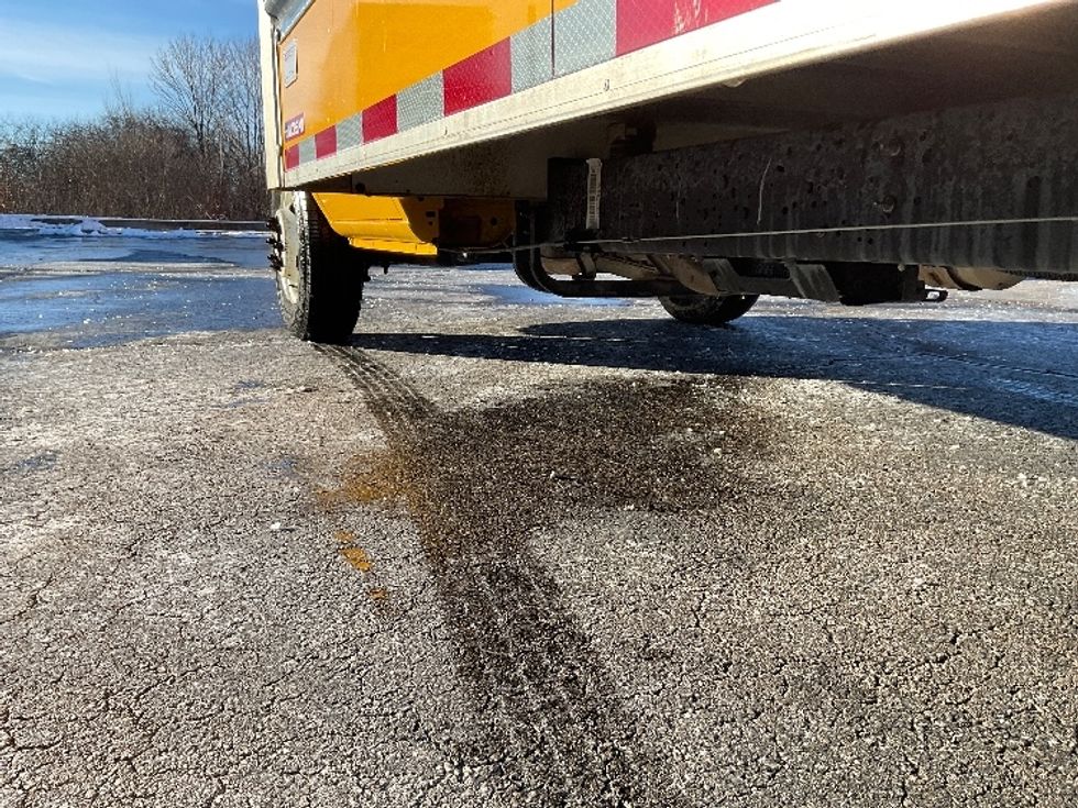 Light Duty Box Truck-Light and Medium Duty Trucks-Ford-2022-E350-Middlefield-OH-90,693\n\t\tmiles-$ 28,750 - Image 5