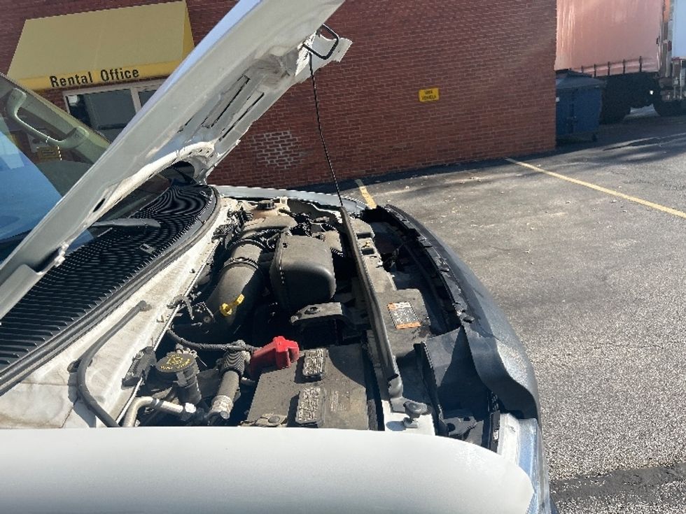 Light Duty Box Truck-Light and Medium Duty Trucks-Ford-2022-E350-Middlefield-OH-90,944\n\t\tmiles-$ 31,500 - Image 23