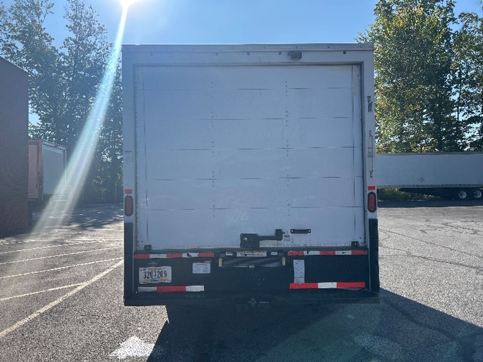 Light Duty Box Truck-Light and Medium Duty Trucks-Ford-2022-E350-Middlefield-OH-90,944\n\t\tmiles-$ 31,500 - Image 7