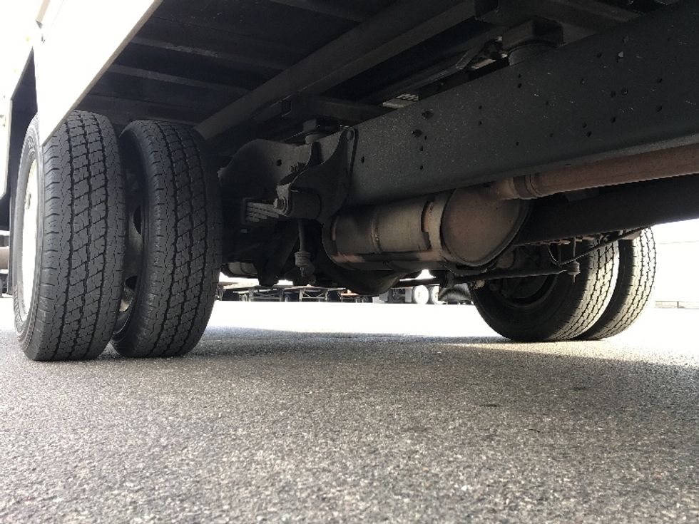 Light Duty Box Truck-Light and Medium Duty Trucks-Ford-2022-E350-Middlefield-OH-91,000\n\t\tmiles-$ 28,750 - Image 14