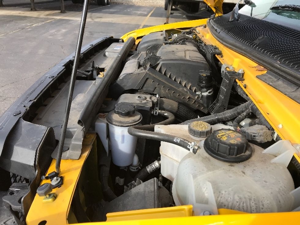 Light Duty Box Truck-Light and Medium Duty Trucks-Ford-2022-E350-Middlefield-OH-91,000\n\t\tmiles-$ 28,750 - Image 24