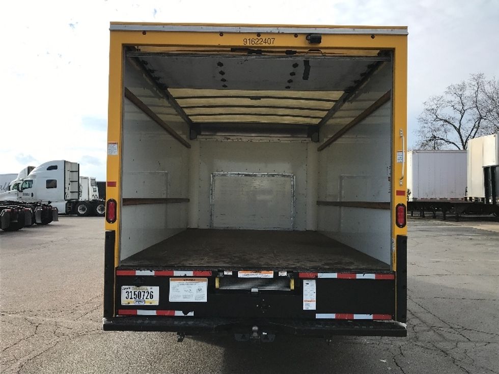 Light Duty Box Truck-Light and Medium Duty Trucks-Ford-2022-E350-Middlefield-OH-91,000\n\t\tmiles-$ 28,750 - Image 8