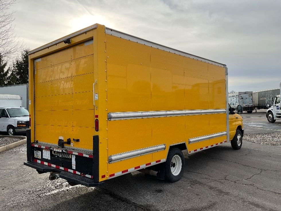 Light Duty Box Truck-Light and Medium Duty Trucks-Ford-2022-E350-Middlefield-OH-91,507\n\t\tmiles-$ 28,500 - Image 11