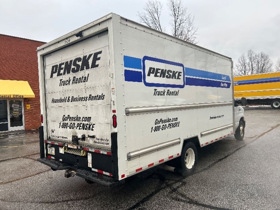 Light Duty Box Truck-Light and Medium Duty Trucks-Ford-2022-E350-Middlefield-OH-92,573\n\t\tmiles-$ 31,250 - Image 11