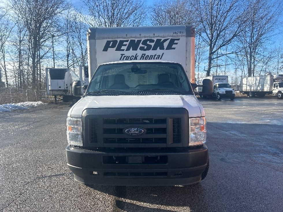 Light Duty Box Truck-Light and Medium Duty Trucks-Ford-2022-E350-Middlefield-OH-92,973\n\t\tmiles-$ 31,250 - Image 2