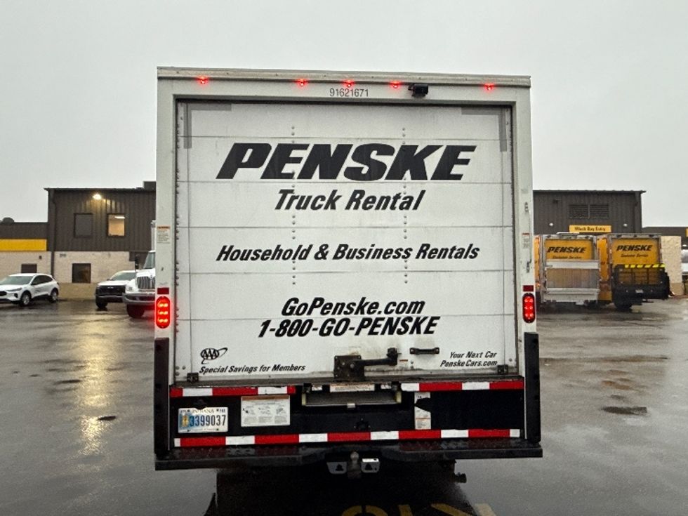 Light Duty Box Truck-Light and Medium Duty Trucks-Ford-2022-E350-Middlefield-OH-98,084\n\t\tmiles-$ 30,750 - Image 7