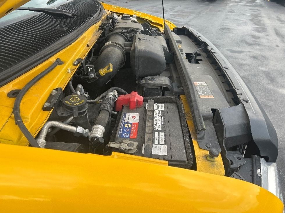 Light Duty Box Truck-Light and Medium Duty Trucks-Ford-2022-E350-Middlefield-OH-98,478\n\t\tmiles-$ 27,750 - Image 23