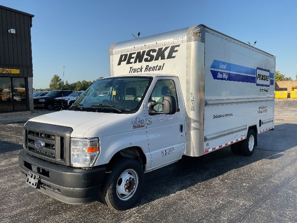 Light Duty Box Truck-Light and Medium Duty Trucks-Ford-2022-E350-Middlefield-OH-98,720\n\t\tmiles-$ 30,500 - Image 3