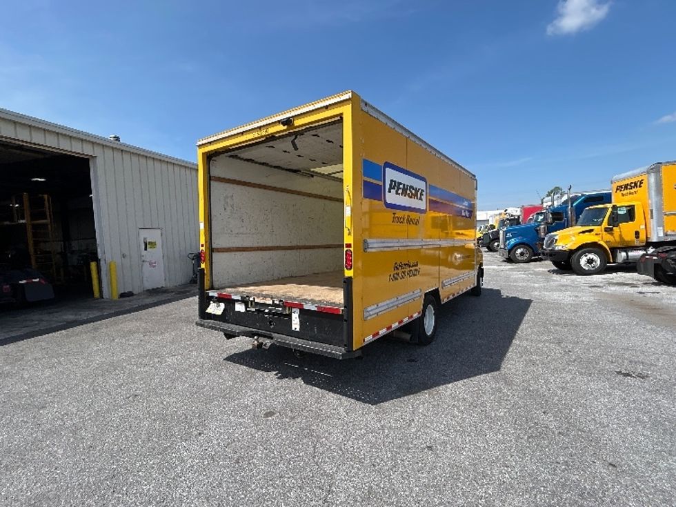 Light Duty Box Truck-Light and Medium Duty Trucks-Ford-2022-E350-Milford-DE-71,795\n\t\tmiles-$ 29,750 - Image 13
