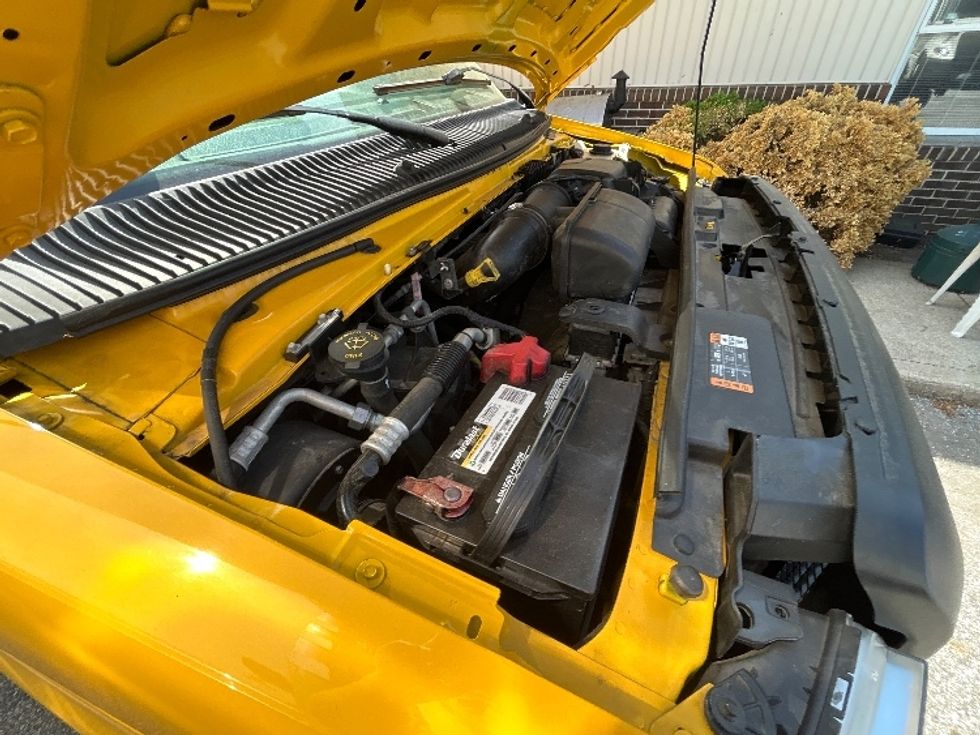 Light Duty Box Truck-Light and Medium Duty Trucks-Ford-2022-E350-Milford-DE-71,795\n\t\tmiles-$ 29,750 - Image 23