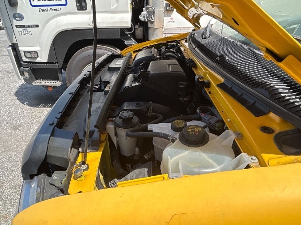 Light Duty Box Truck-Light and Medium Duty Trucks-Ford-2022-E350-Milford-DE-71,795\n\t\tmiles-$ 29,750 - Image 24