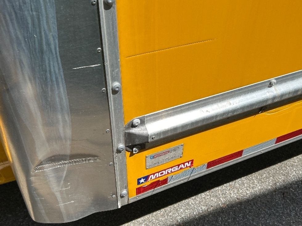 Light Duty Box Truck-Light and Medium Duty Trucks-Ford-2022-E350-Milford-DE-71,795\n\t\tmiles-$ 29,750 - Image 25