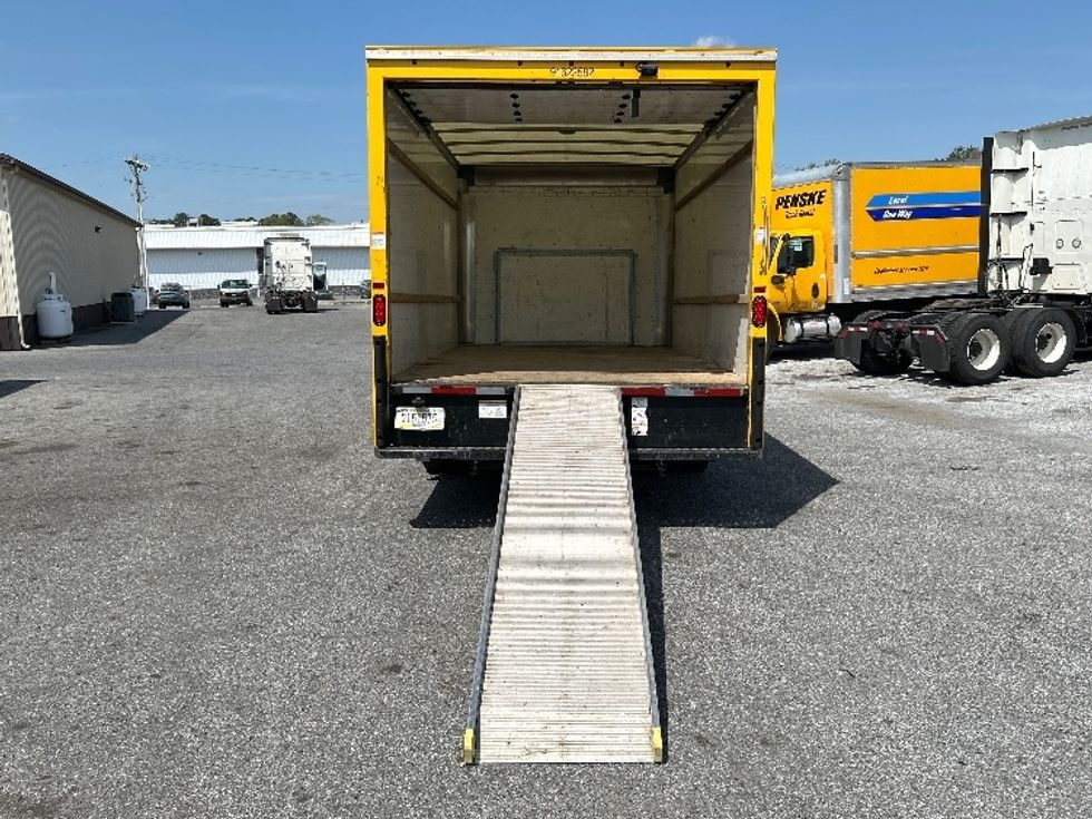 Light Duty Box Truck-Light and Medium Duty Trucks-Ford-2022-E350-Milford-DE-71,795\n\t\tmiles-$ 29,750 - Image 9