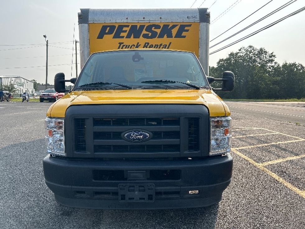 Light Duty Box Truck-Light and Medium Duty Trucks-Ford-2022-E350-Millville-NJ-102,511\n\t\tmiles-$ 24,750 - Image 2