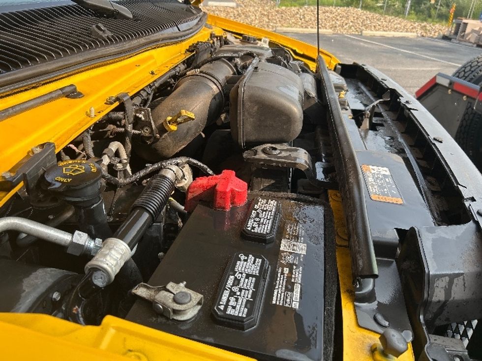 Light Duty Box Truck-Light and Medium Duty Trucks-Ford-2022-E350-Millville-NJ-102,511\n\t\tmiles-$ 24,750 - Image 23