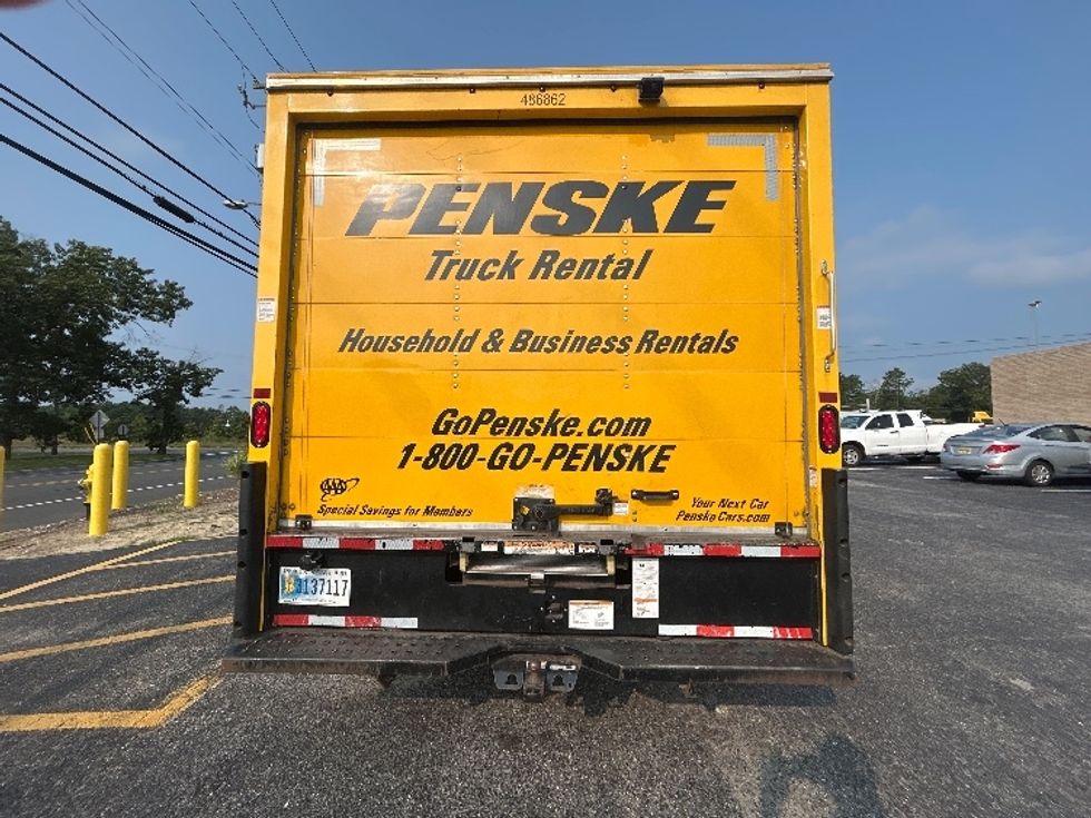 Light Duty Box Truck-Light and Medium Duty Trucks-Ford-2022-E350-Millville-NJ-102,511\n\t\tmiles-$ 24,750 - Image 7