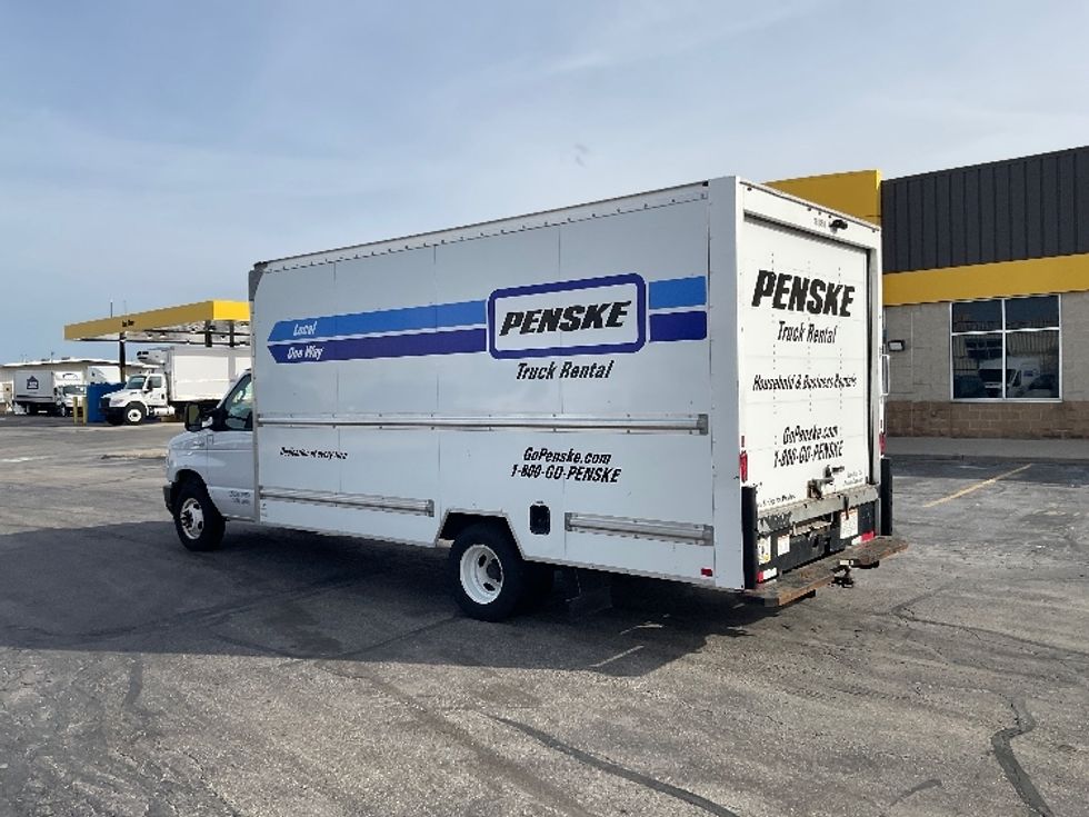 Light Duty Box Truck-Light and Medium Duty Trucks-Ford-2022-E350-Milwaukee-WI-100,966\n\t\tmiles-$ 31,250 - Image 6