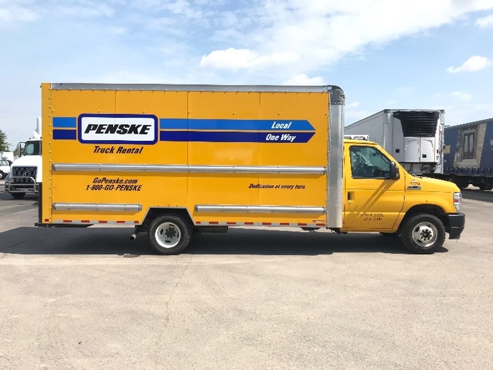 Light Duty Box Truck-Light and Medium Duty Trucks-Ford-2022-E350-Milwaukee-WI-72,412\n\t\tmiles-$ 39,500 - Image 12