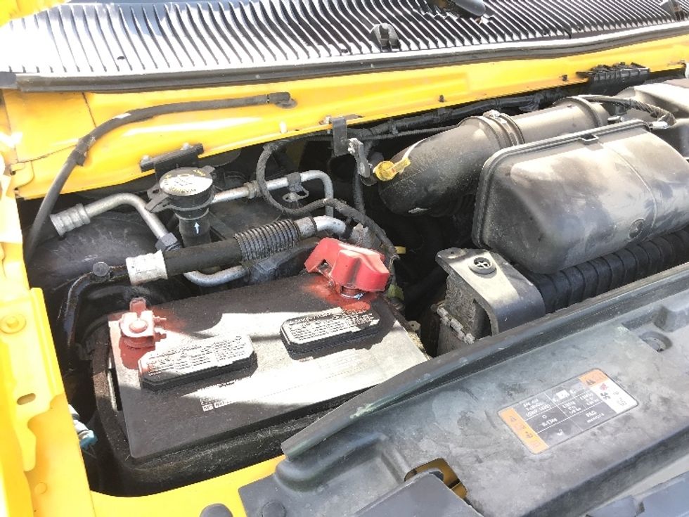 Light Duty Box Truck-Light and Medium Duty Trucks-Ford-2022-E350-Milwaukee-WI-72,412\n\t\tmiles-$ 39,500 - Image 20