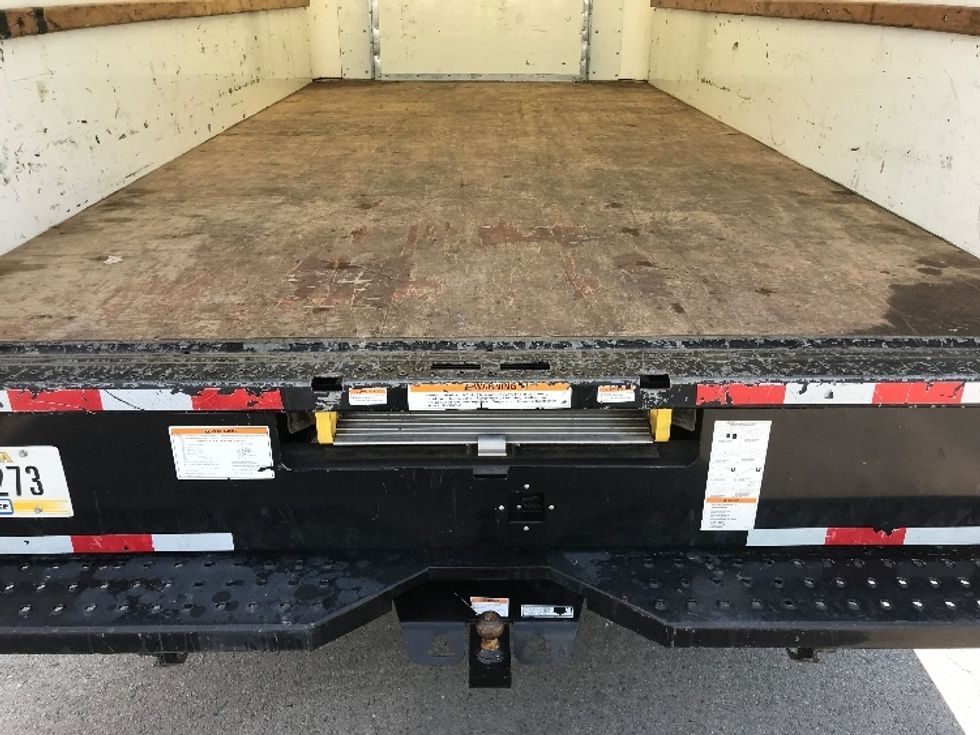 Light Duty Box Truck-Light and Medium Duty Trucks-Ford-2022-E350-Milwaukee-WI-72,412\n\t\tmiles-$ 39,500 - Image 8