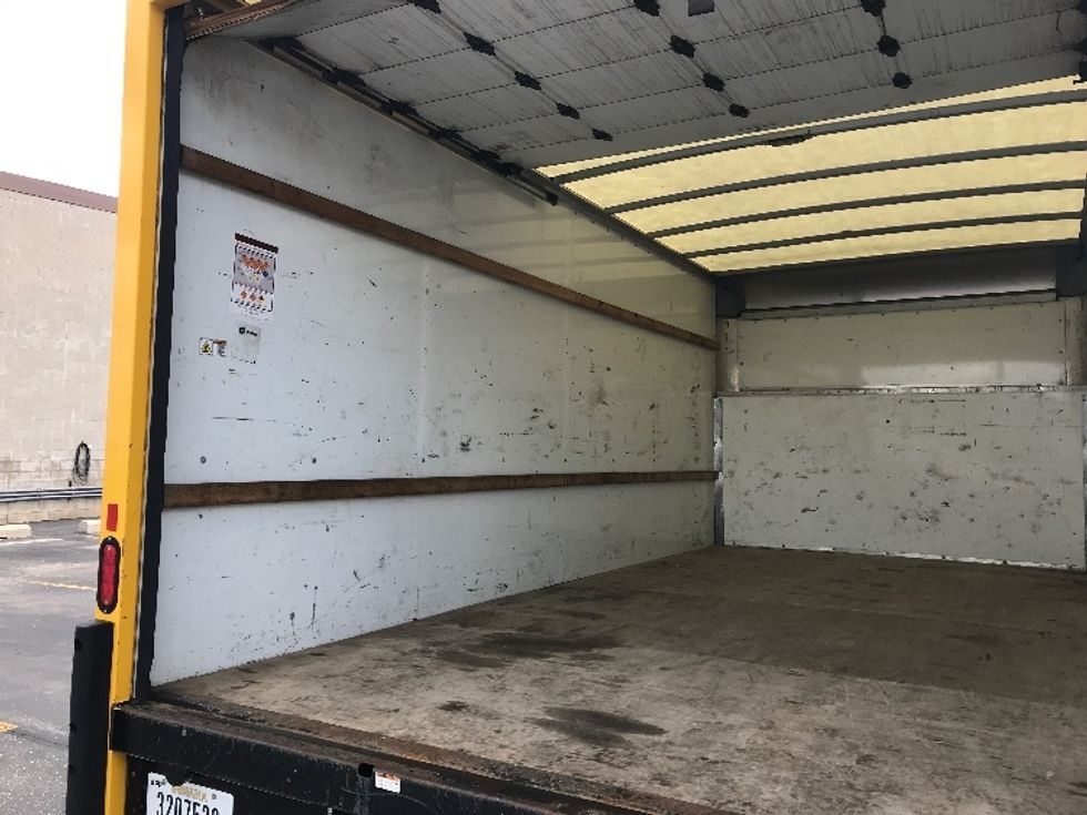Light Duty Box Truck-Light and Medium Duty Trucks-Ford-2022-E350-Milwaukee-WI-76,864\n\t\tmiles-$ 29,500 - Image 11