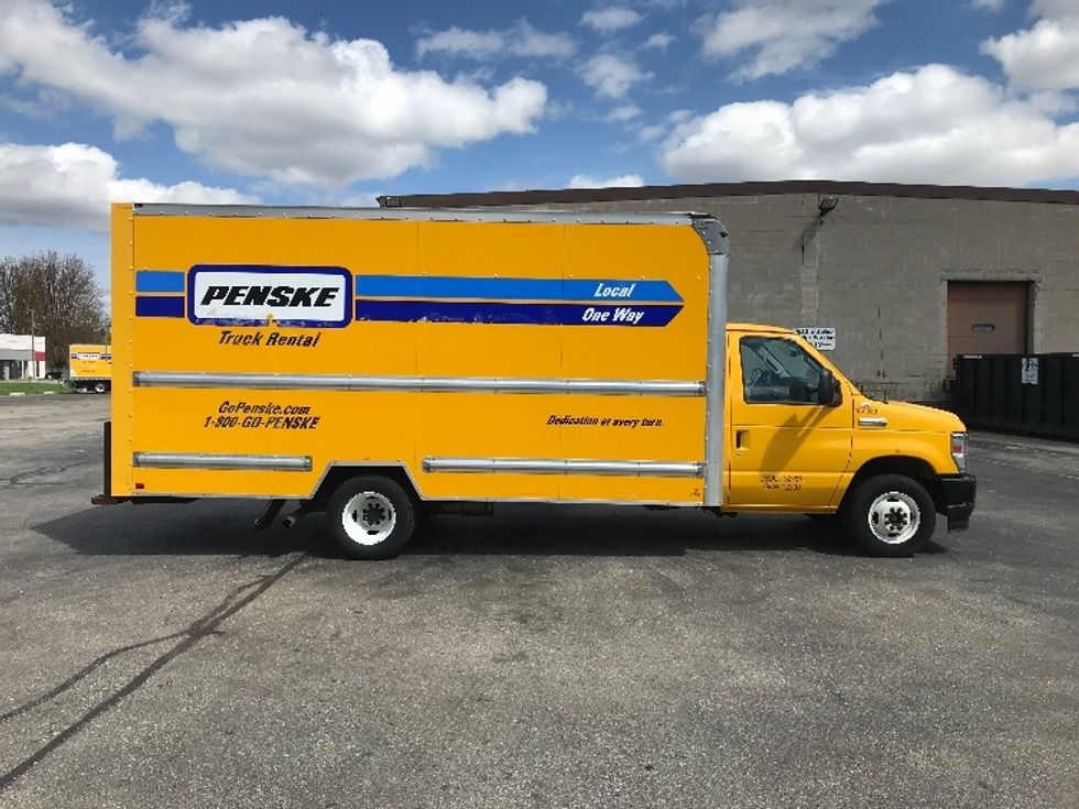 Light Duty Box Truck-Light and Medium Duty Trucks-Ford-2022-E350-Milwaukee-WI-76,864\n\t\tmiles-$ 29,500 - Image 15