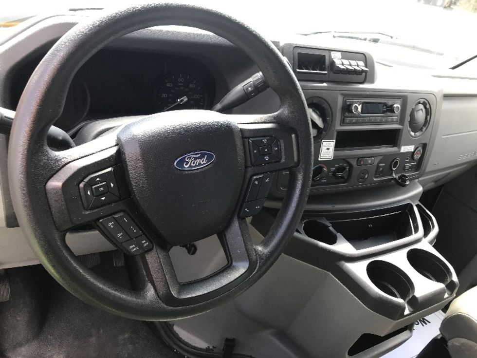 Light Duty Box Truck-Light and Medium Duty Trucks-Ford-2022-E350-Milwaukee-WI-76,864\n\t\tmiles-$ 29,500 - Image 18