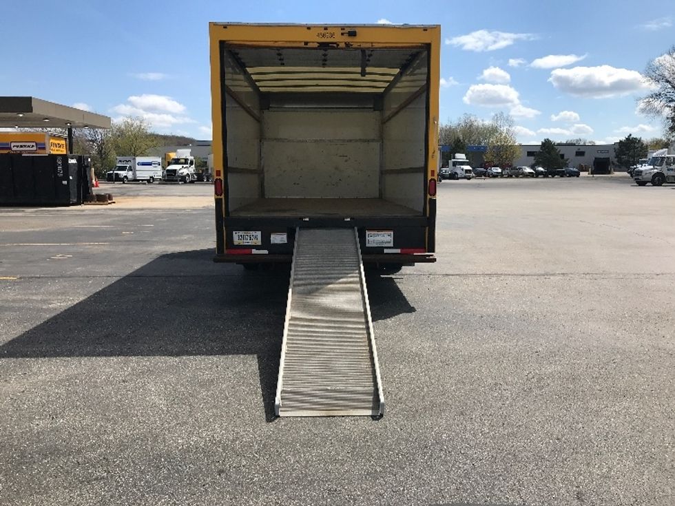 Light Duty Box Truck-Light and Medium Duty Trucks-Ford-2022-E350-Milwaukee-WI-76,864\n\t\tmiles-$ 29,500 - Image 9