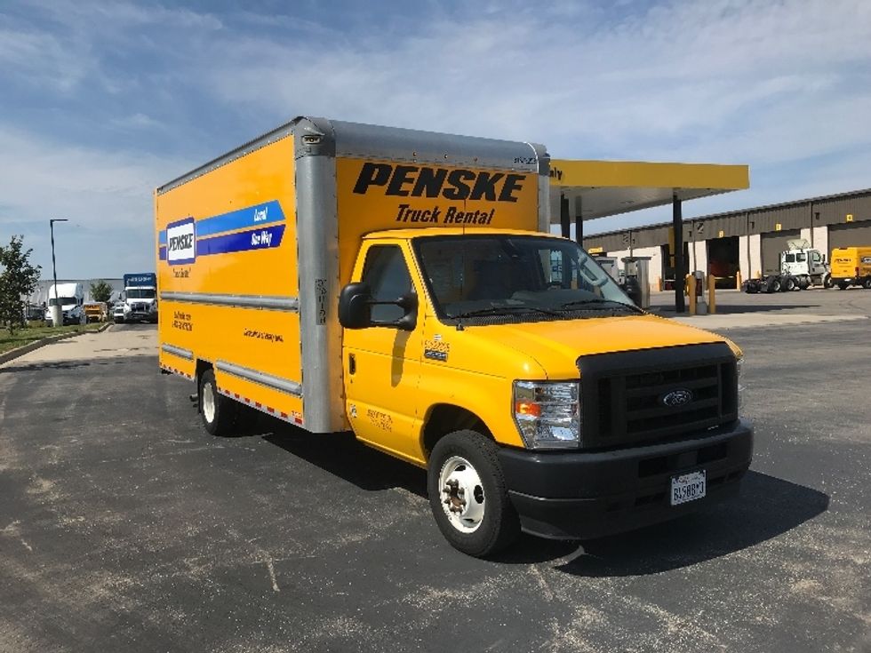 Light Duty Box Truck-Light and Medium Duty Trucks-Ford-2022-E350-Milwaukee-WI-84,412\n\t\tmiles-$ 29,750 - Image 1