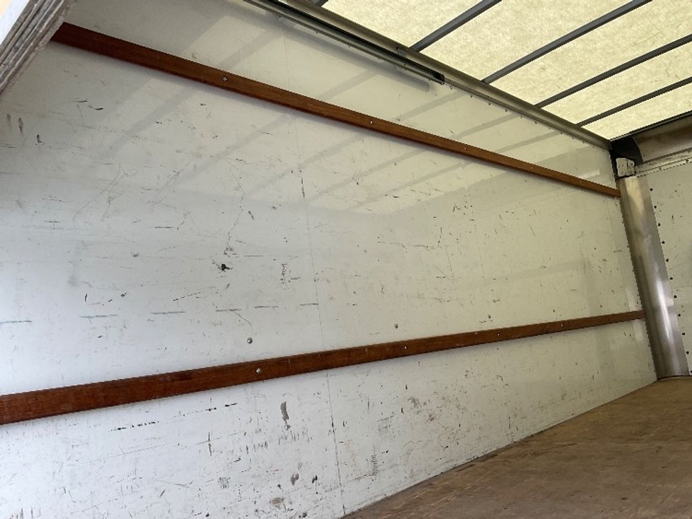 Light Duty Box Truck-Light and Medium Duty Trucks-Ford-2022-E350-Milwaukee-WI-87,851\n\t\tmiles-$ 27,250 - Image 11