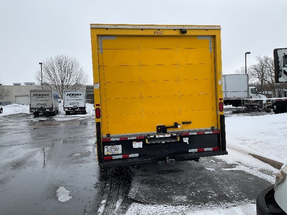 Light Duty Box Truck-Light and Medium Duty Trucks-Ford-2022-E350-Milwaukee-WI-87,851\n\t\tmiles-$ 27,250 - Image 7