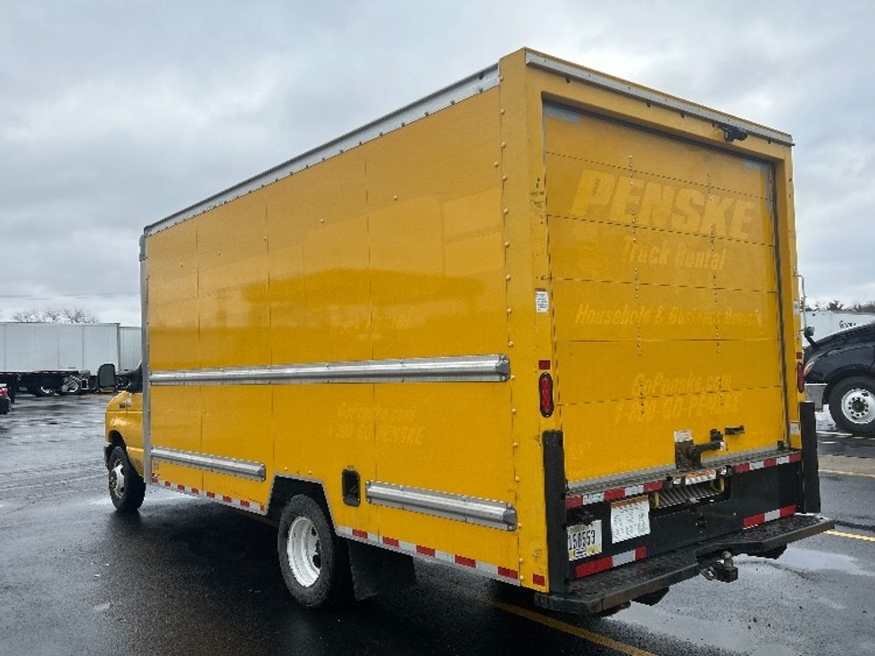 Light Duty Box Truck-Light and Medium Duty Trucks-Ford-2022-E350-Milwaukee-WI-88,569\n\t\tmiles-$ 29,750 - Image 6