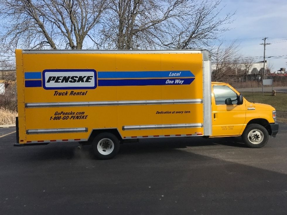 Light Duty Box Truck-Light and Medium Duty Trucks-Ford-2022-E350-Milwaukee-WI-89,445\n\t\tmiles-$ 37,000 - Image 12