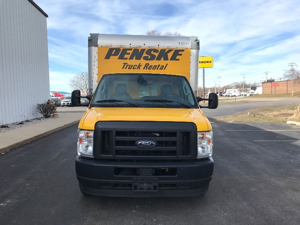 Light Duty Box Truck-Light and Medium Duty Trucks-Ford-2022-E350-Milwaukee-WI-89,445\n\t\tmiles-$ 37,000 - Image 2