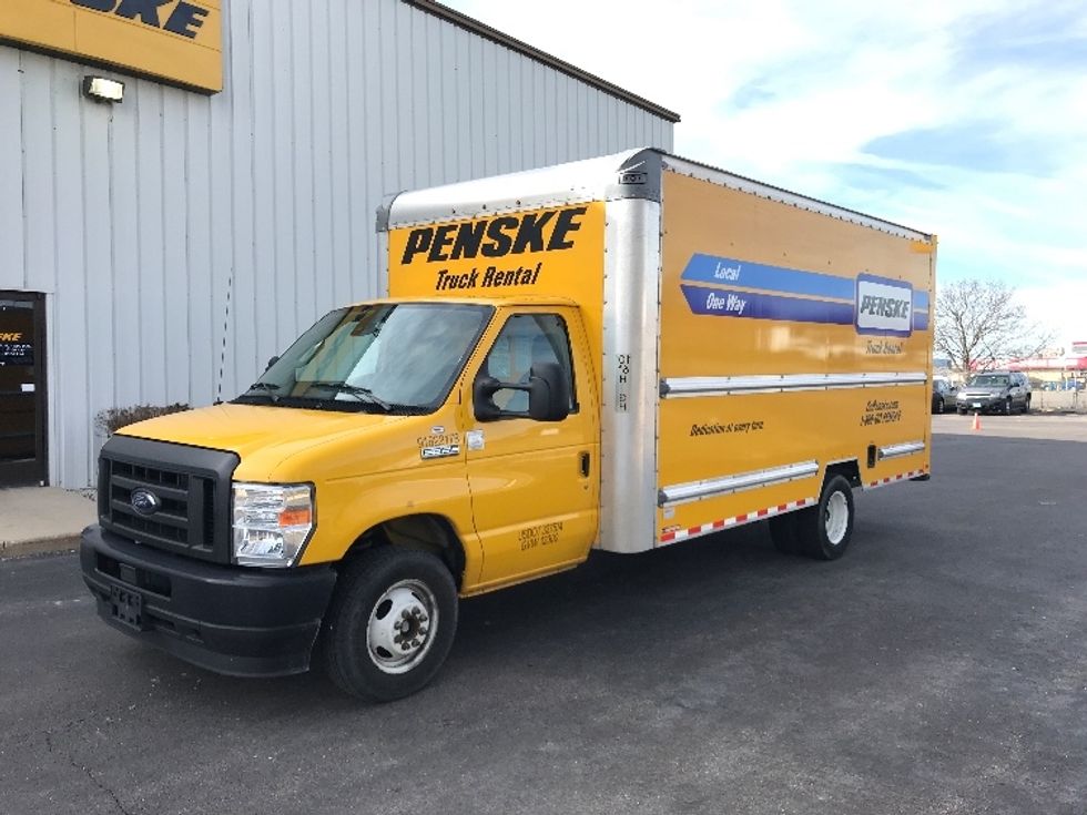 Light Duty Box Truck-Light and Medium Duty Trucks-Ford-2022-E350-Milwaukee-WI-89,445\n\t\tmiles-$ 37,000 - Image 3