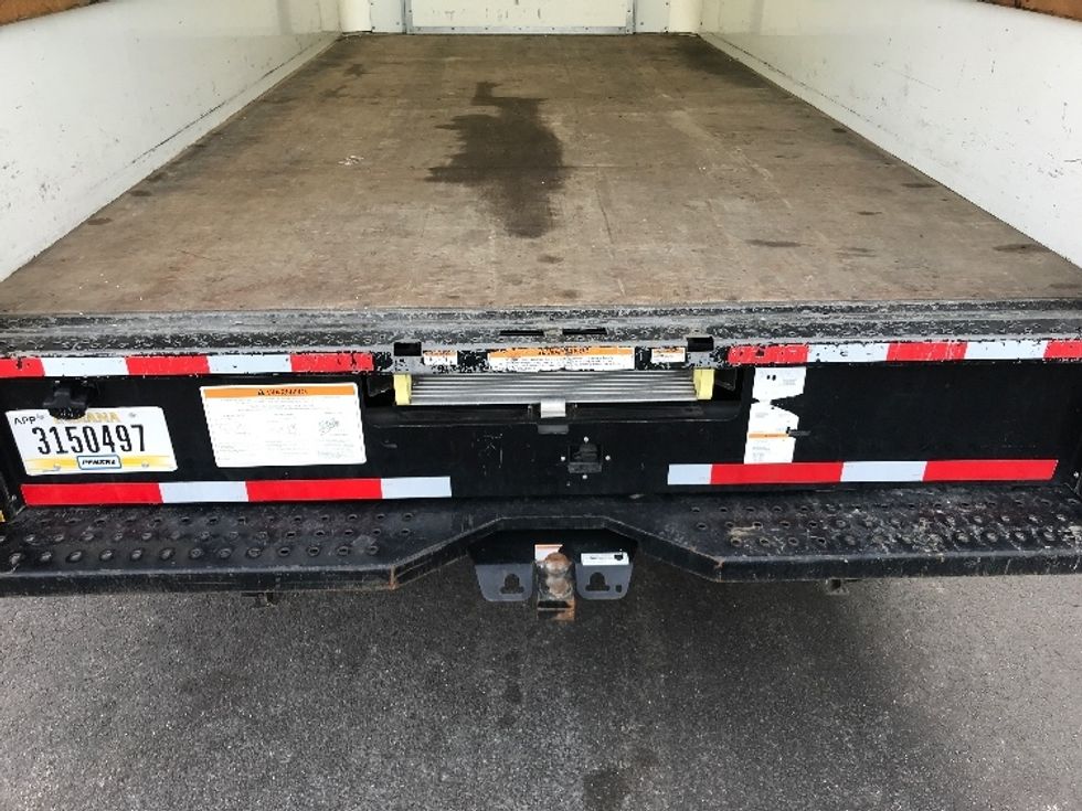 Light Duty Box Truck-Light and Medium Duty Trucks-Ford-2022-E350-Milwaukee-WI-89,445\n\t\tmiles-$ 37,000 - Image 8