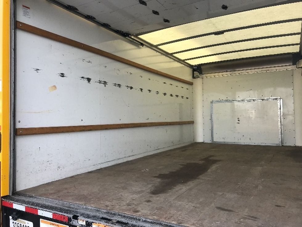 Light Duty Box Truck-Light and Medium Duty Trucks-Ford-2022-E350-Milwaukee-WI-89,445\n\t\tmiles-$ 37,000 - Image 9