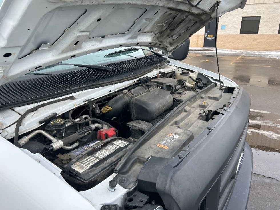 Light Duty Box Truck-Light and Medium Duty Trucks-Ford-2022-E350-Milwaukee-WI-91,700\n\t\tmiles-$ 32,250 - Image 23