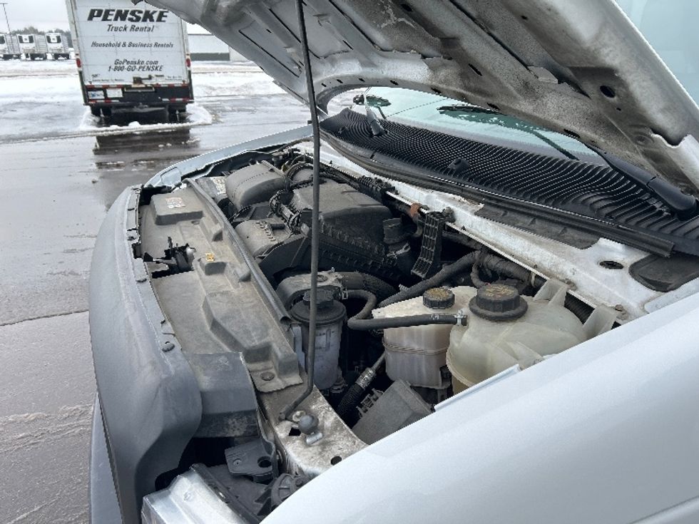 Light Duty Box Truck-Light and Medium Duty Trucks-Ford-2022-E350-Milwaukee-WI-91,700\n\t\tmiles-$ 32,250 - Image 24