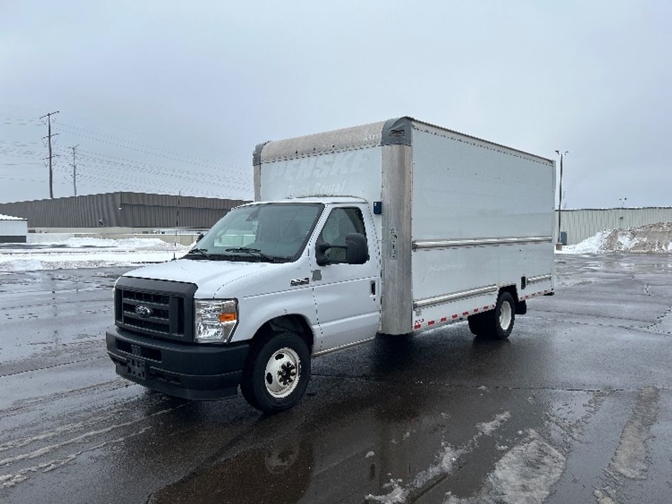 Light Duty Box Truck-Light and Medium Duty Trucks-Ford-2022-E350-Milwaukee-WI-91,700\n\t\tmiles-$ 32,250 - Image 3