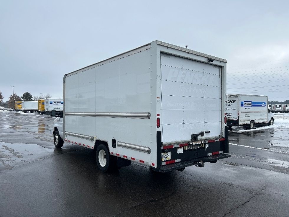 Light Duty Box Truck-Light and Medium Duty Trucks-Ford-2022-E350-Milwaukee-WI-91,700\n\t\tmiles-$ 32,250 - Image 6