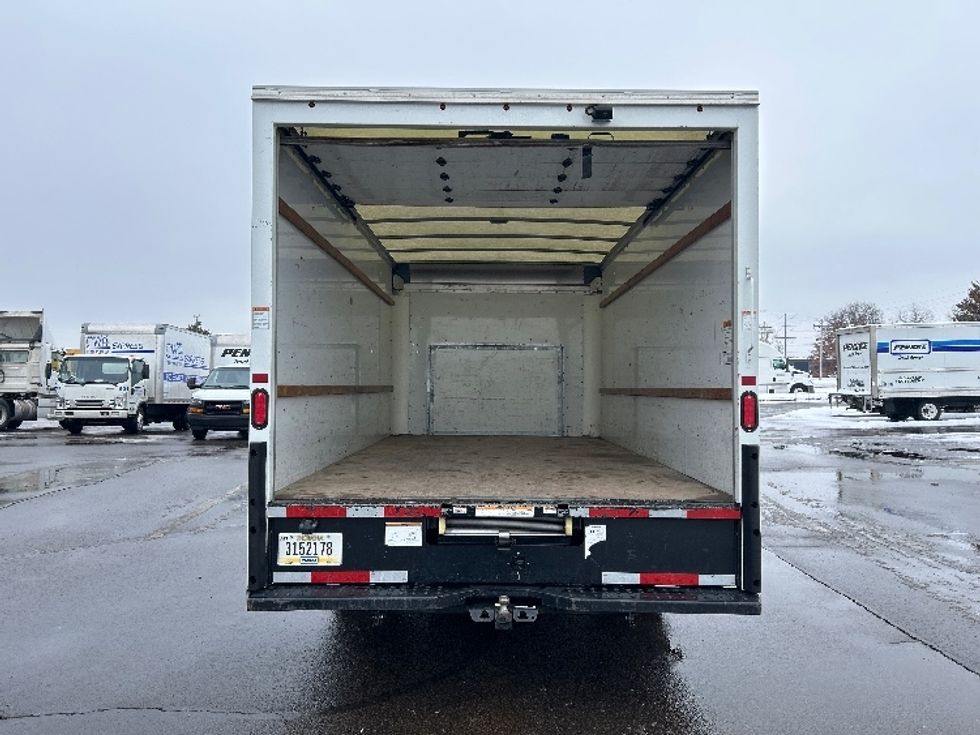 Light Duty Box Truck-Light and Medium Duty Trucks-Ford-2022-E350-Milwaukee-WI-91,700\n\t\tmiles-$ 32,250 - Image 8