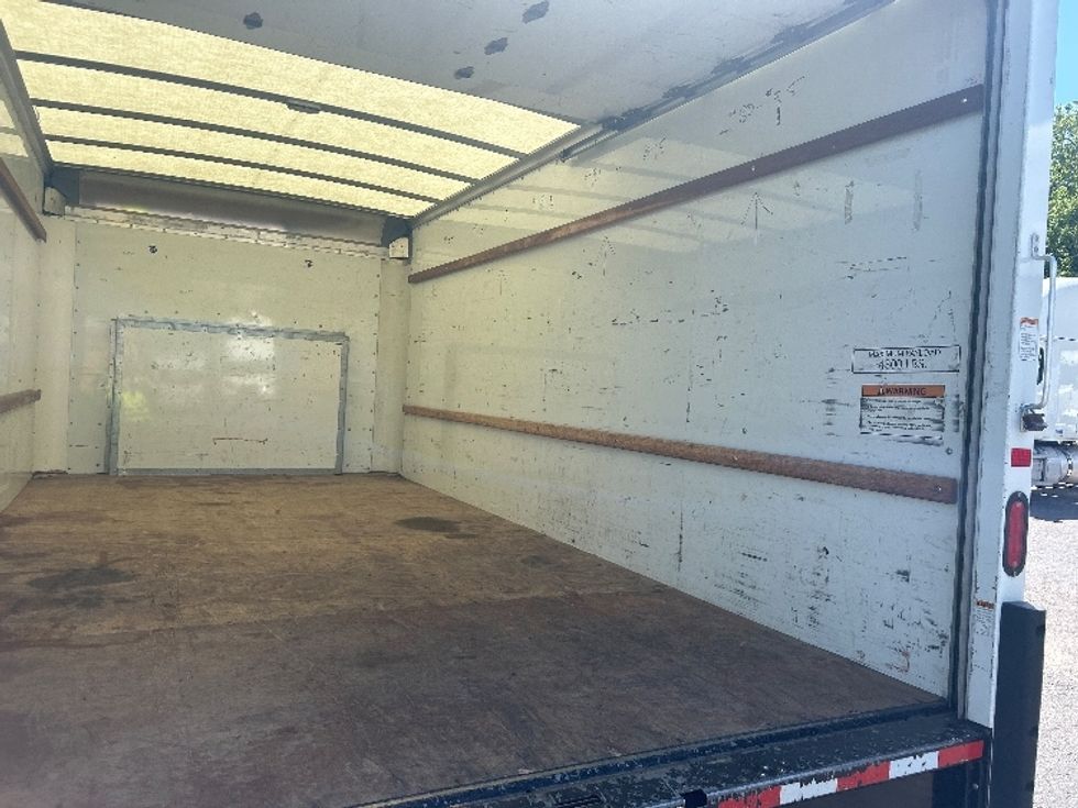 Light Duty Box Truck-Light and Medium Duty Trucks-Ford-2022-E350-Milwaukee-WI-94,500\n\t\tmiles-$ 32,000 - Image 12