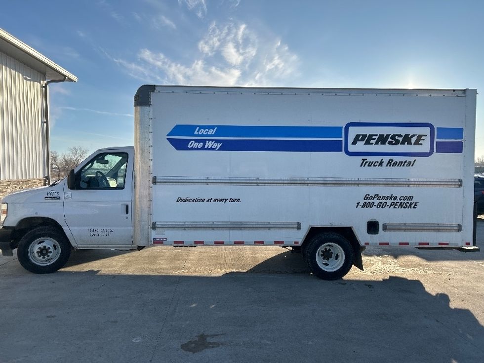 Light Duty Box Truck-Light and Medium Duty Trucks-Ford-2022-E350-Minot-ND-80,092\n\t\tmiles-$ 36,750 - Image 4