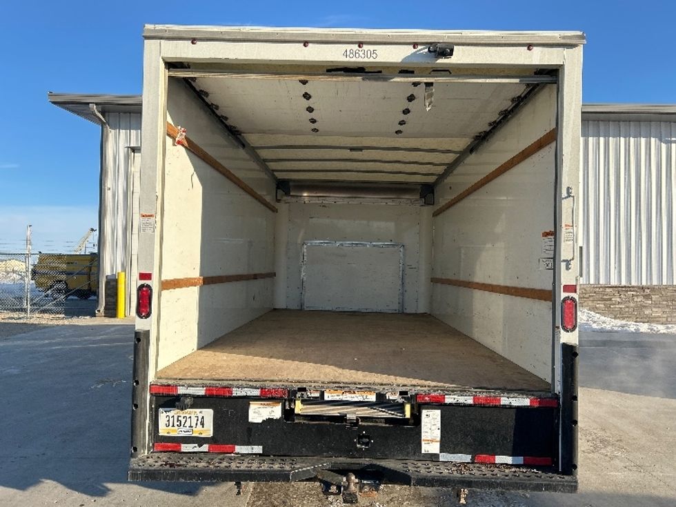 Light Duty Box Truck-Light and Medium Duty Trucks-Ford-2022-E350-Minot-ND-80,092\n\t\tmiles-$ 36,750 - Image 8