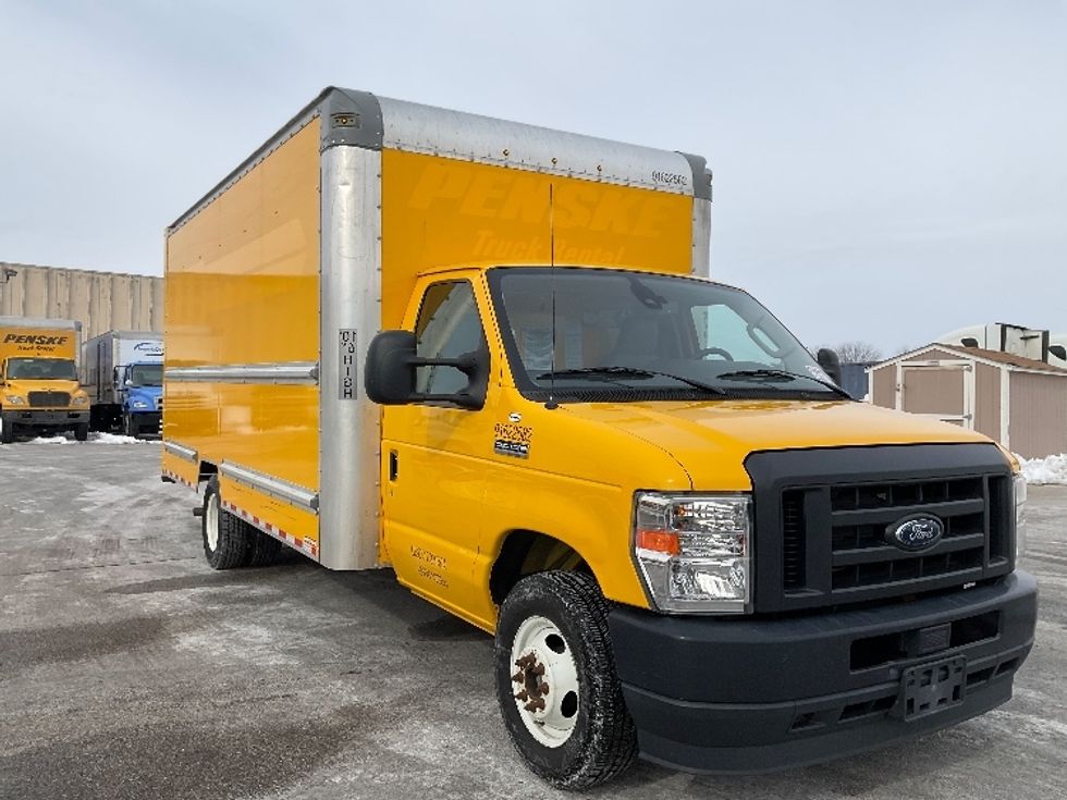 Light Duty Box Truck-Light and Medium Duty Trucks-Ford-2022-E350-Moberly-MO-103,886\n\t\tmiles-$ 27,000 - Image 1