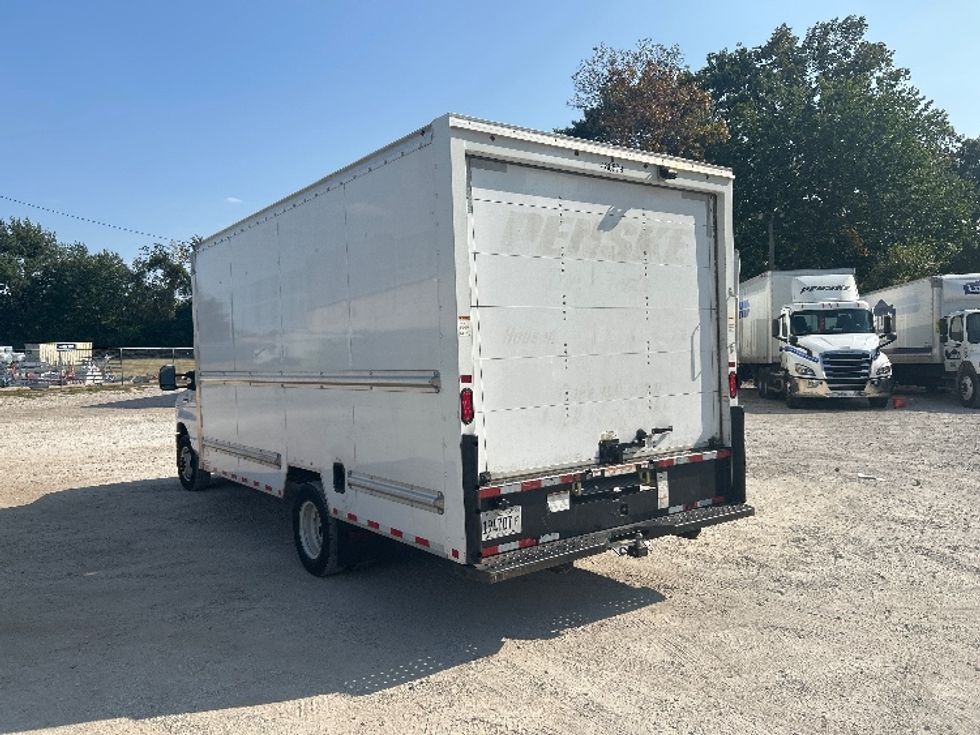 Light Duty Box Truck-Light and Medium Duty Trucks-Ford-2022-E350-Moberly-MO-80,027\n\t\tmiles-$ 32,750 - Image 6