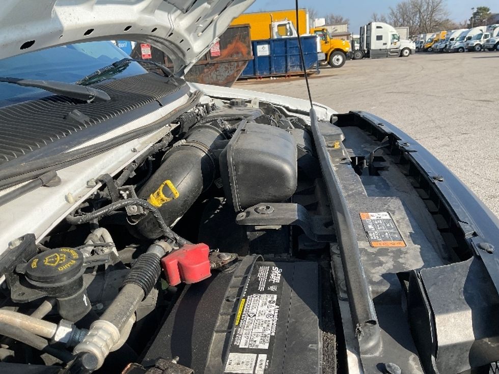 Light Duty Box Truck-Light and Medium Duty Trucks-Ford-2022-E350-Moberly-MO-87,074\n\t\tmiles-$ 32,000 - Image 23