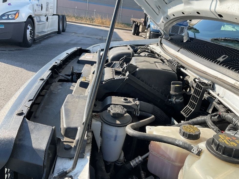 Light Duty Box Truck-Light and Medium Duty Trucks-Ford-2022-E350-Moberly-MO-87,074\n\t\tmiles-$ 32,000 - Image 24