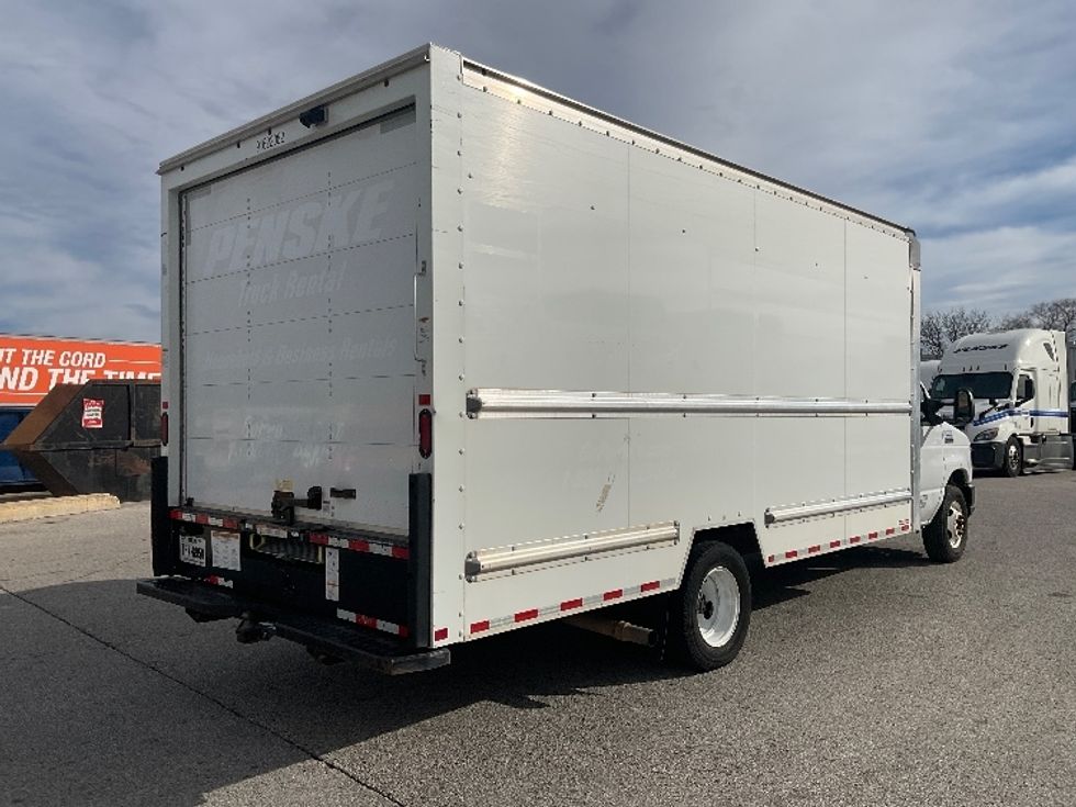 Light Duty Box Truck-Light and Medium Duty Trucks-Ford-2022-E350-Moberly-MO-94,440\n\t\tmiles-$ 31,250 - Image 13